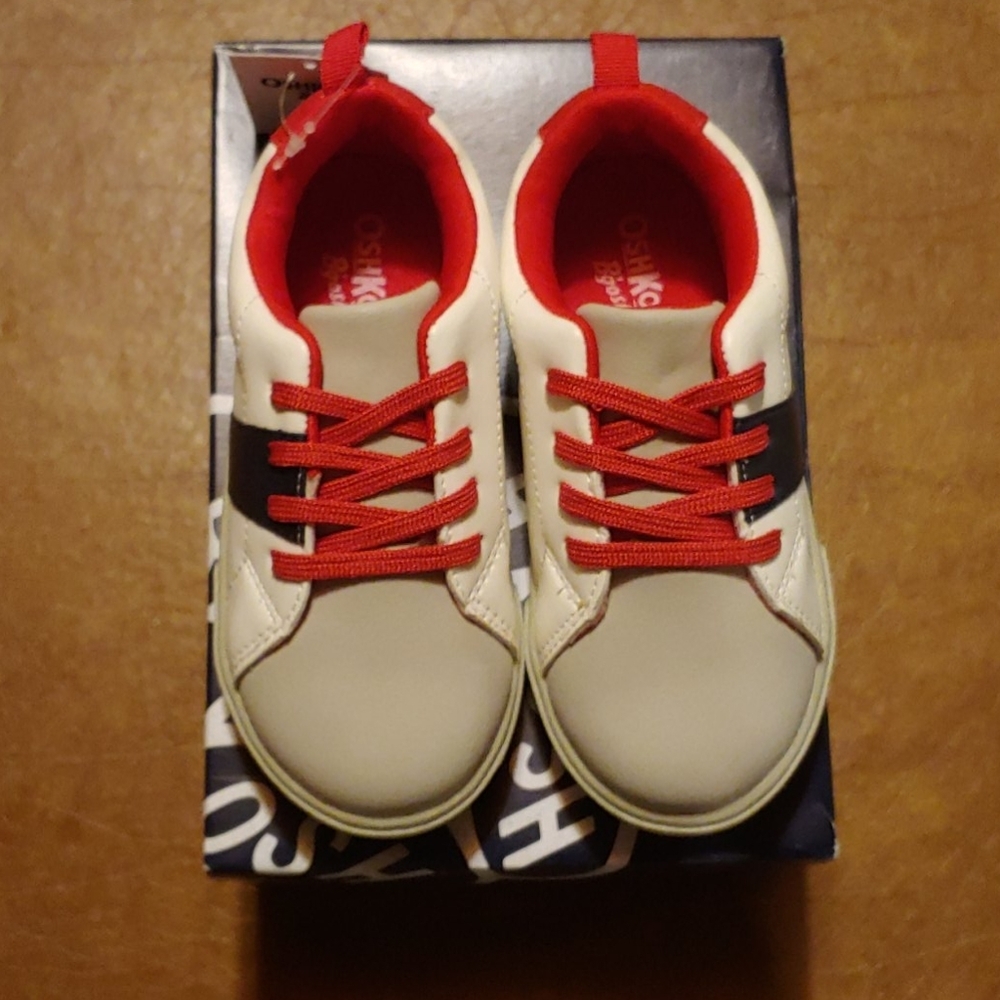 NWT and NIB boys shoes size 6